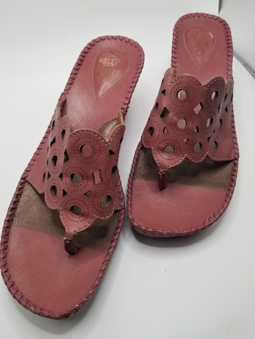Clarks Artisan Burnt Sienna Leather Wedge Thong Sandals Size 8.5